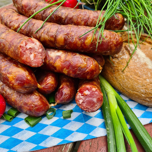 2 Stk. ca. 200gr. bayerisch-rohpolnische Rauchwurst (Knacker)